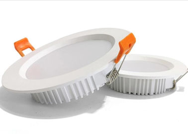 El panel llevado redondo delgado Downlight 3000K para dejar área entró 185 - 265V